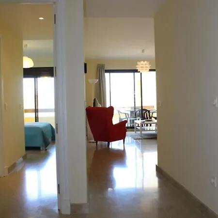 2114-apt With Terrace With Pool View